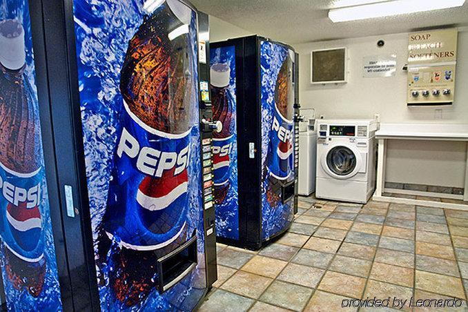 Motel 6 Huntsville - Madison Bagian luar foto